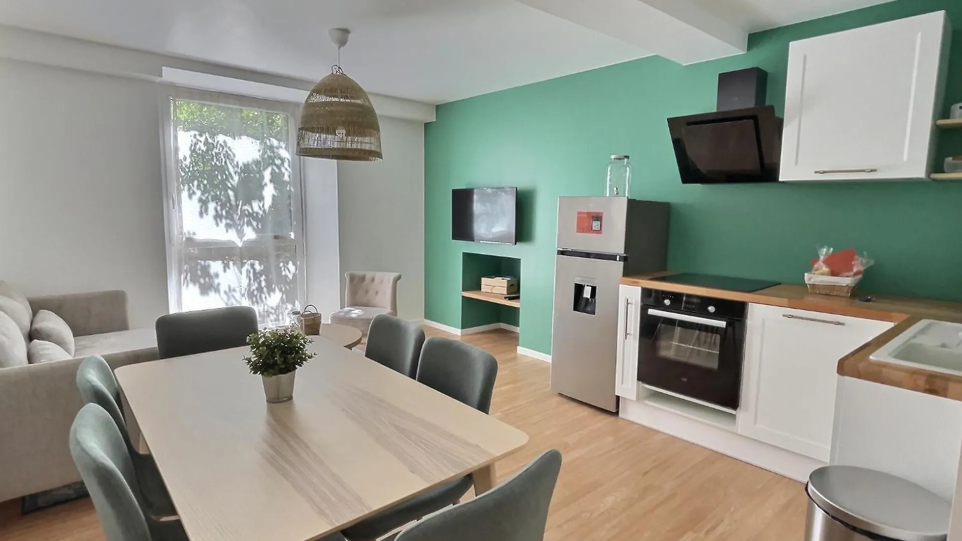Charmant Appartement Au Coeur De Chambéry 0*,  France